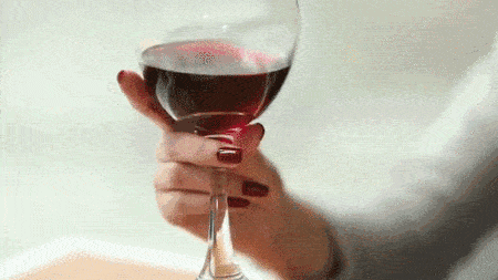 吓！葡萄酒“晕机”是怎么回事？难道葡萄酒上飞机质量会受影响？
