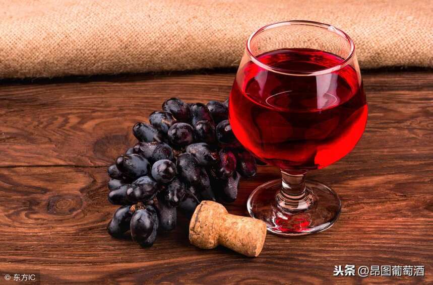 众所周知，红酒有益身体健康！可你知道红酒能降低哮喘发病率嘛？