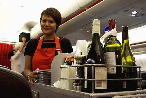 关于飞机上的葡萄酒