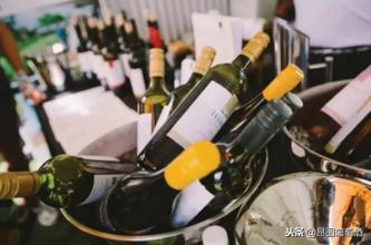 年末将近打击假冒伪劣产品！看西安灞桥如何开展红酒市场整治行动