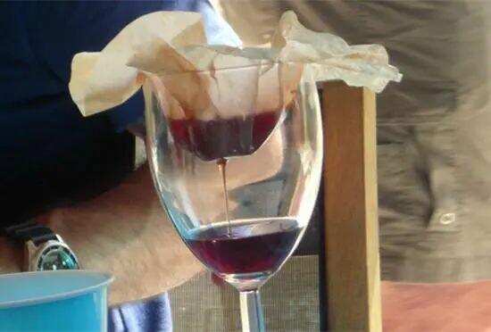 葡萄酒中的酒渣处理方法