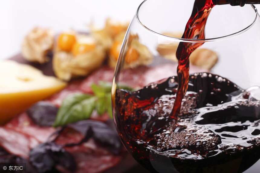 十条最实用的葡萄酒知识，轻松应对葡萄酒社交场合