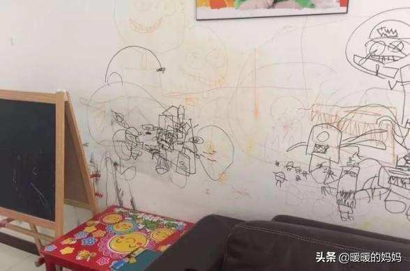 孙俪放任孩子在家中“涂鸦”，整面墙壁都是画板，邓超：这叫创作
