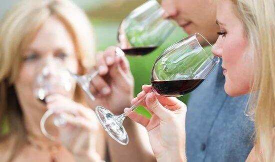 为什么葡萄酒中会有让人不愉快的味道