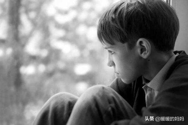 爸爸姓“刘”，孩子的名字老师从不敢叫，妈妈：平时只孩子喊小名
