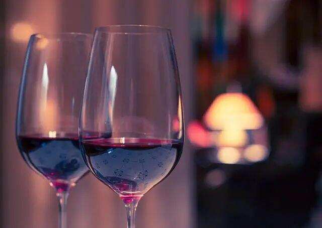 葡萄酒的酒精度来自哪里？度数高低对葡萄酒的品种有影响吗？