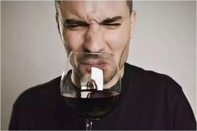 日常饮红酒的9个小技巧