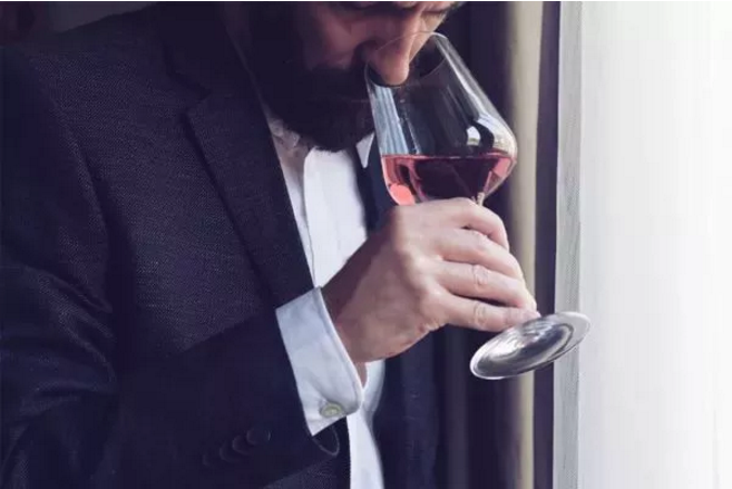 葡萄酒里的“酸度”为何如此重要？