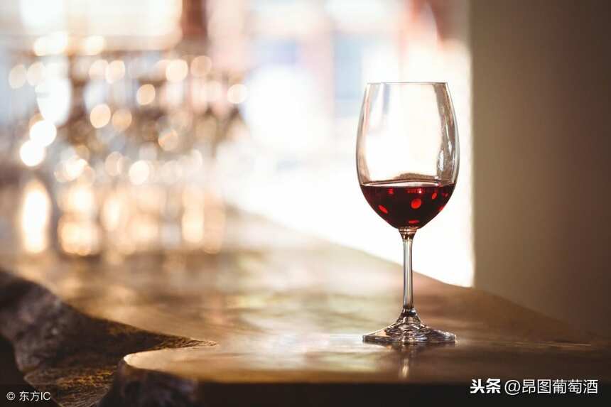 储藏给葡萄酒赋予了第二次生命！葡萄酒最喜欢的环境是哪五种？