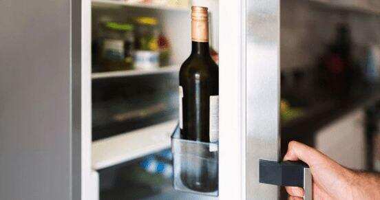 喝不完的葡萄酒放“冰箱”就可以？别天真了，教你正确保存葡萄酒