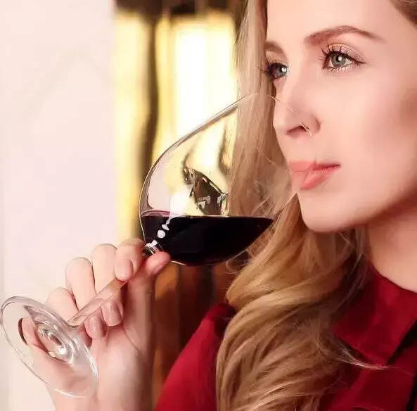喝红酒需要理由的请举手！