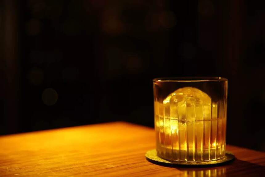 90%的人都不知道，威士忌原来要这样喝！| 富隆酒业