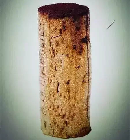 葡萄酒的软木塞，它的存在究竟对葡萄酒有怎样的奇特之处呢？