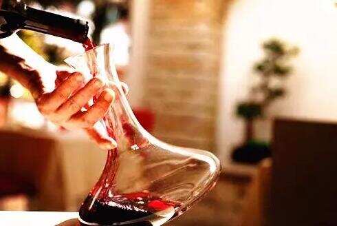普通的葡萄酒喝不完一般还能放几天？