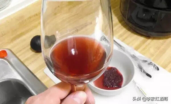 葡萄酒有酒渣是坏了吗？