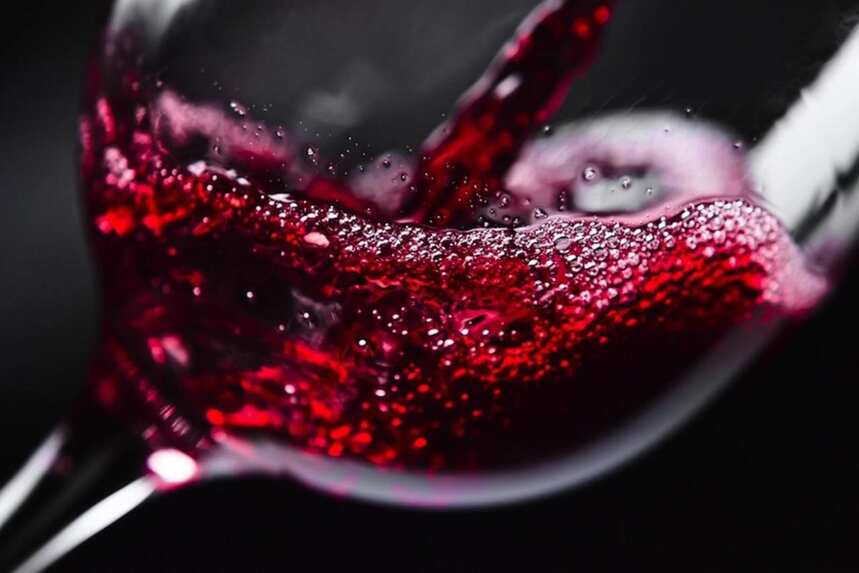 喝葡萄酒会头痛的真相到底是什么？