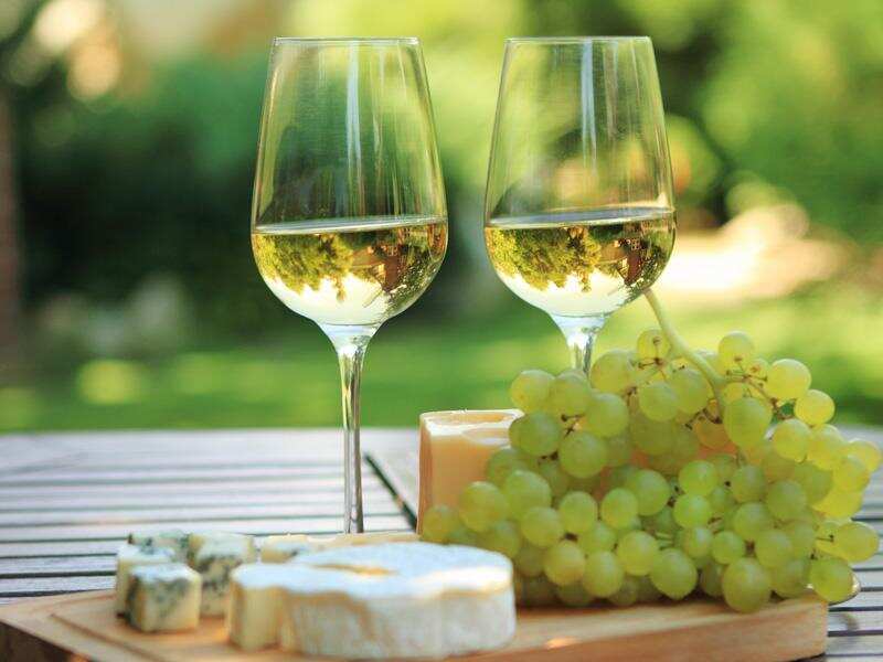 如何品出白葡萄酒和红葡萄酒的优劣？