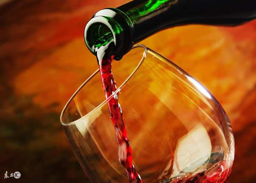 干红葡萄酒的正确饮用方法——赤霞珠