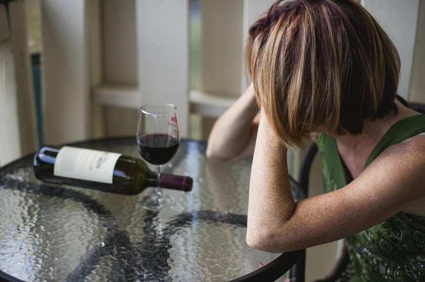 喝葡萄酒会头痛的真相到底是什么？