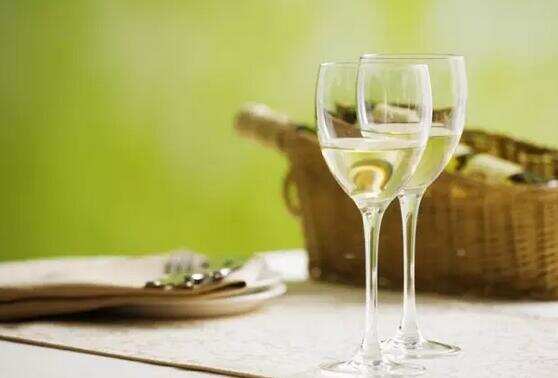 普通的葡萄酒喝不完一般还能放几天？