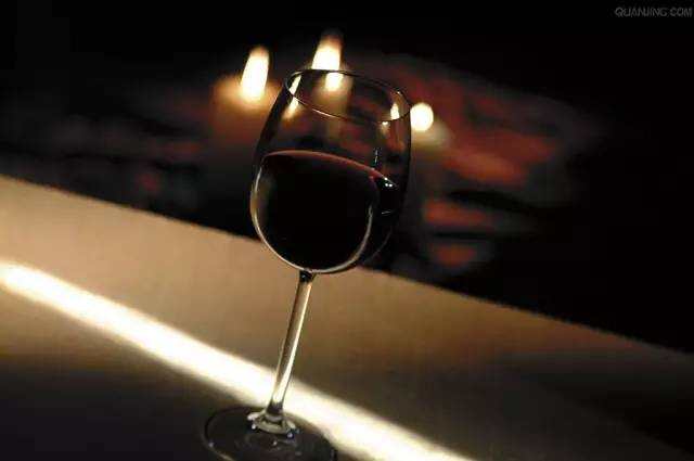 真的是越贵的葡萄酒越好喝吗？