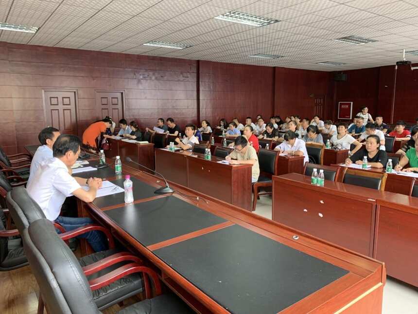 自贡高新区举办加工流通环节非洲猪瘟防控消毒培训会