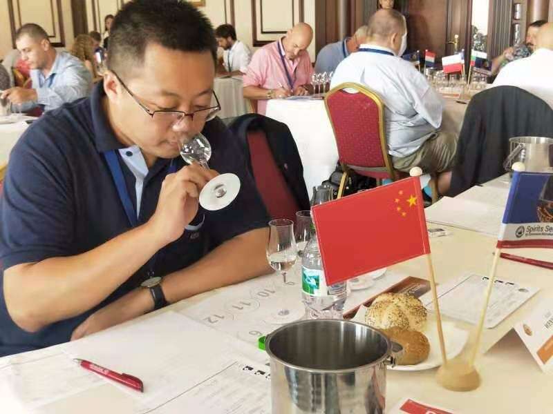 酒庄头条：2019 酒业专家们这样表达中国白酒
