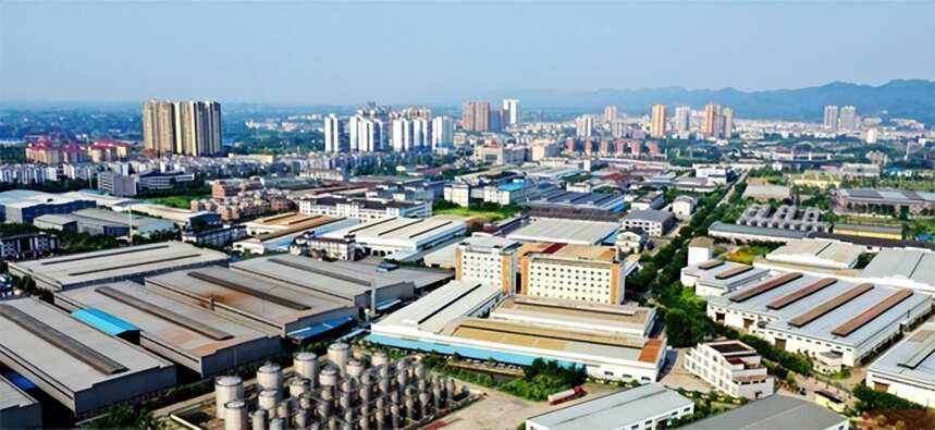 四川泸县：加快建设世界级优质原酒产业集群
