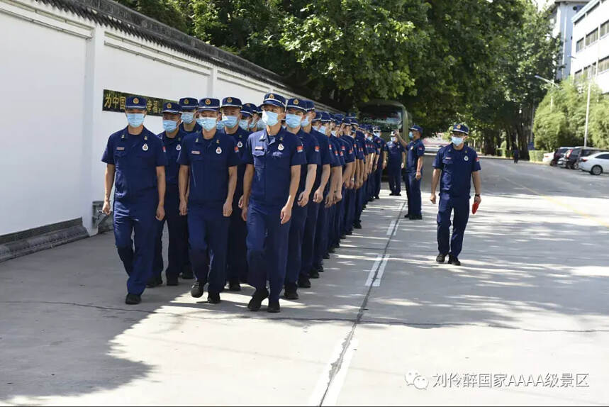 致敬和平年代的英雄 内蒙古森林消防总队保定驻防队伍走进巨力集团