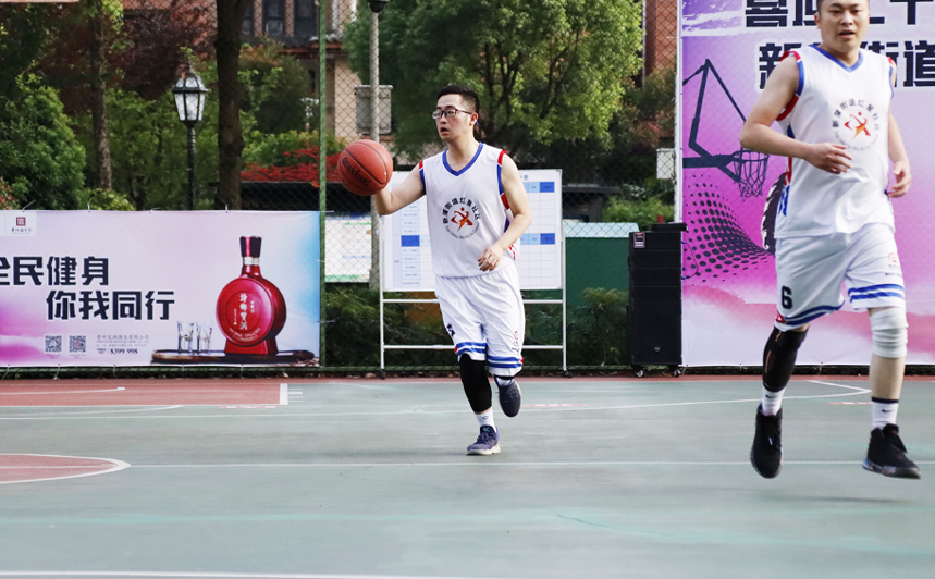 贵州宝洞赞助“新蒲街道红星社区首届篮球运动会”