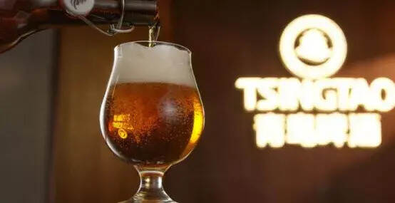 高格调的“琥珀金”，青岛啤酒百年之旅为何能成酒友们的心头好？