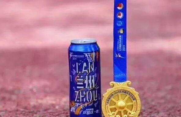 青岛啤酒闪耀2019兰州国际马拉松