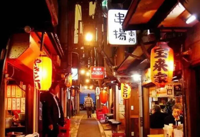 居酒屋与日本酒文化