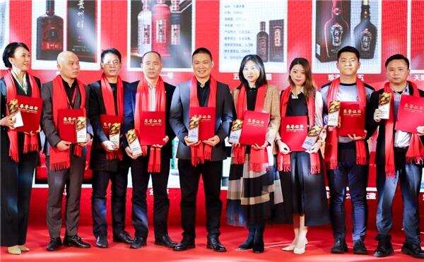 上海军酒“军风·凯旋”荣获中国酒业年度最具代理价值产品奖
