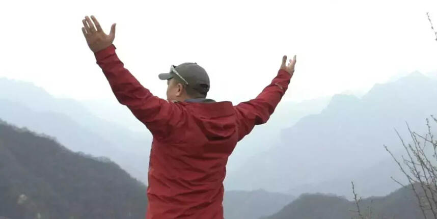 陕西民间登顶珠峰第一人：征服的不是高山，而是自我
