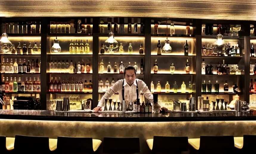 全球TOP50酒吧香港篇 | 分子酒、龙舌兰酒...你爱喝的都在这里