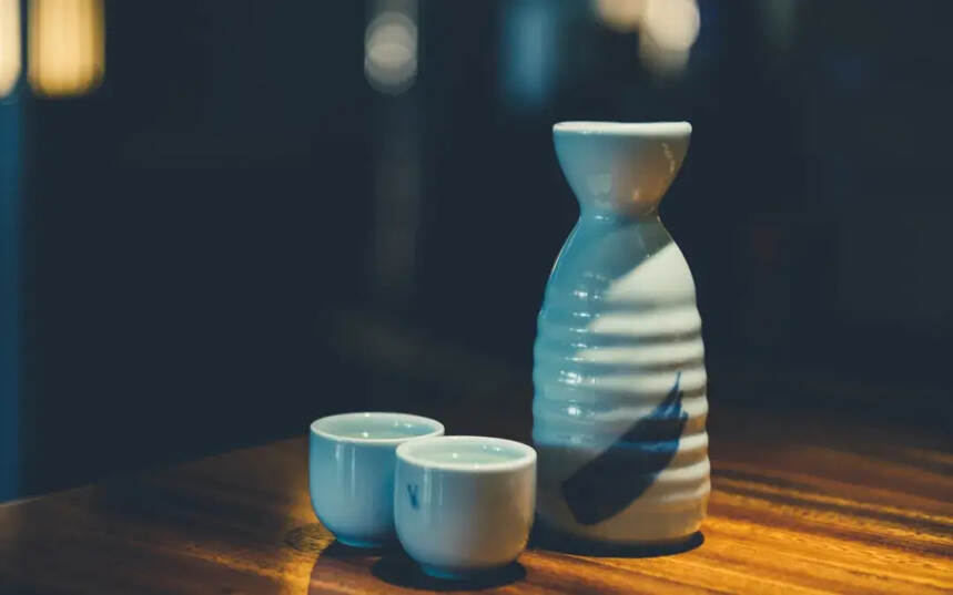 日本清酒的酿造工艺、历史传承与人文艺术，都藏在这几部纪录片里