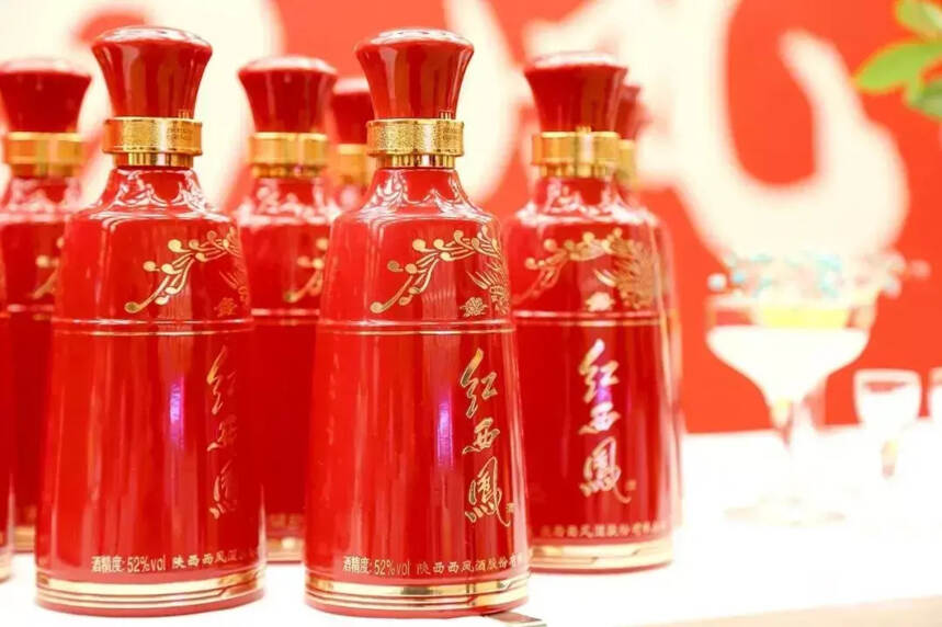 中国红、红西凤·耀世——“迎双节红西凤酒高端客户品鉴会”举行