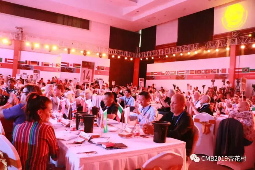 顶级酒业赛事开赛：中国酒文化引国际评委连声赞叹