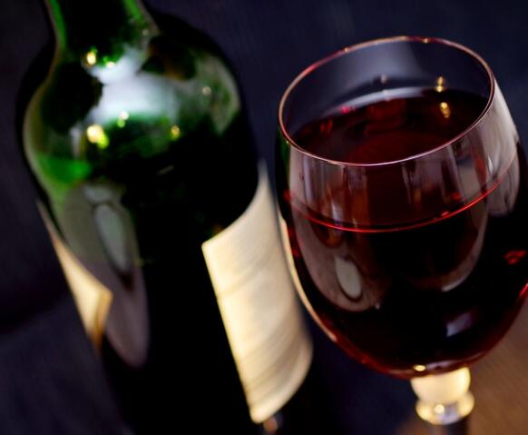 酿造前后的葡萄与葡萄酒成份，你知道多少？