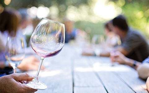 法国艾美浓之花庄园红葡萄酒有什么特别呢？