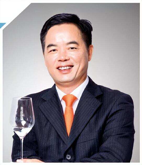 最新发布：2022中国酒业年度人物