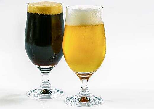 啤酒黑啤和白啤的区别