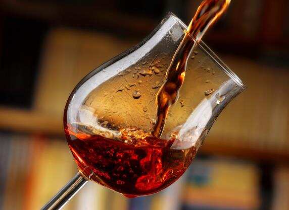 红酒中有二氧化硫正常吗