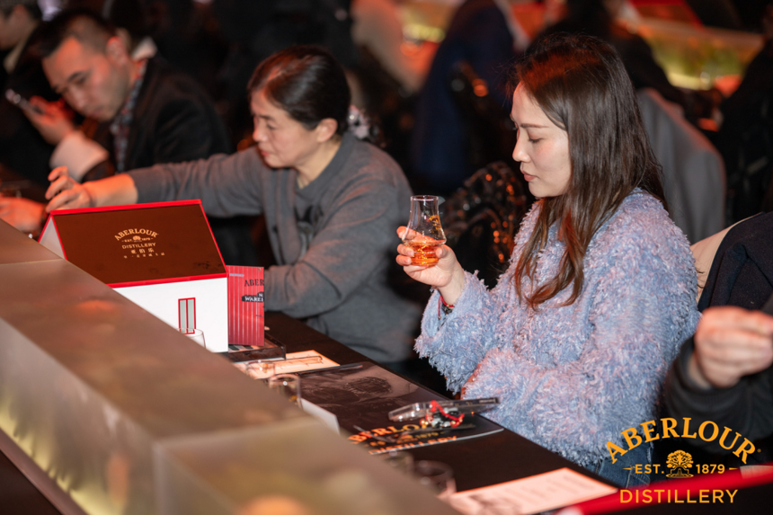 亚伯乐发布首款中国限定最高年份单麦威士忌-ABL 20YO