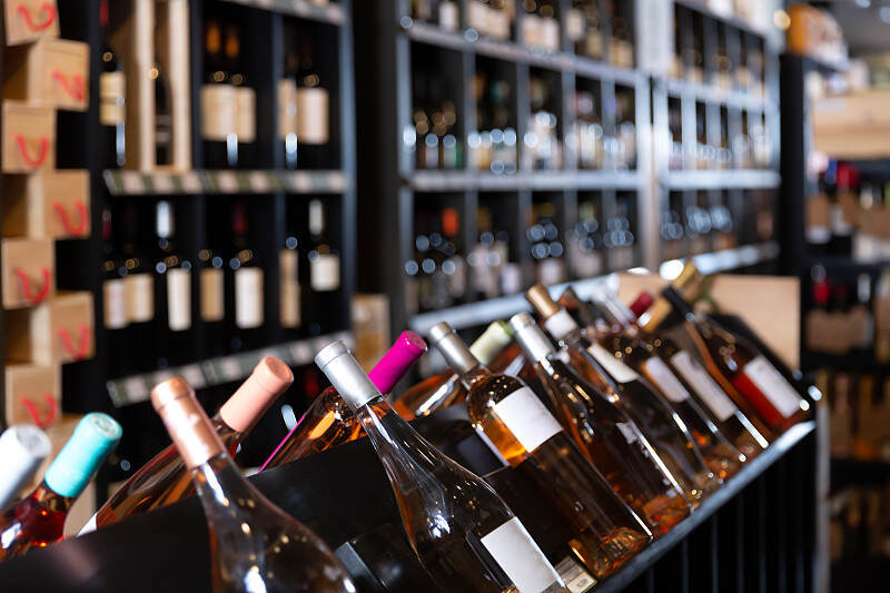 为什么每个葡萄酒收藏家都需要一个葡萄酒冰箱