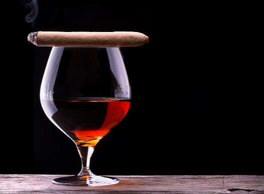 白兰地酒的主要原料是什么